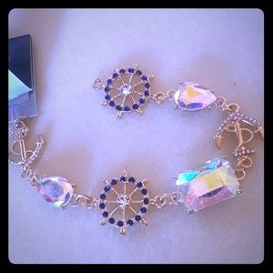 Nautical icon connector strand